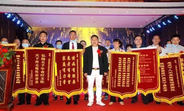 引领科技潮流，重塑生活体验——最新白菜网2017